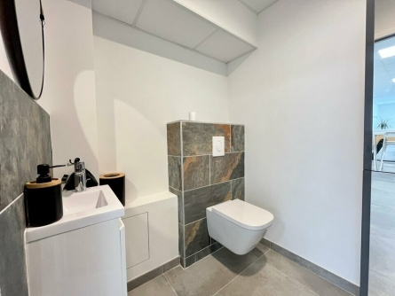 Photo 7 – location bureaux	FREJUS (83600)