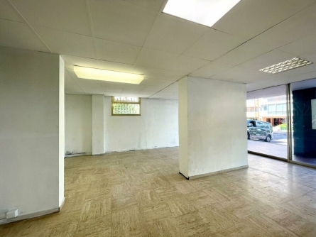 Photo 4 – location Locaux commerciaux	CANNES (06400)