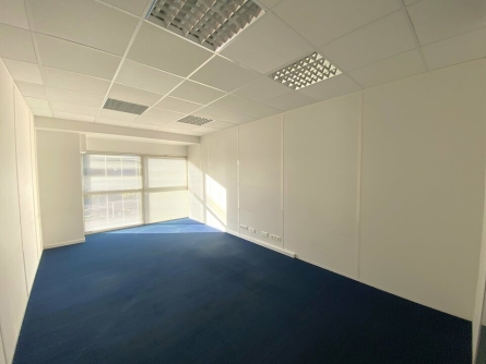 Photo 2 – location bureaux	VILLENEUVE LOUBET (06270)