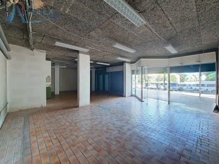 Photo 6 – location Locaux commerciaux	SAINT LAURENT DU VAR (06700)