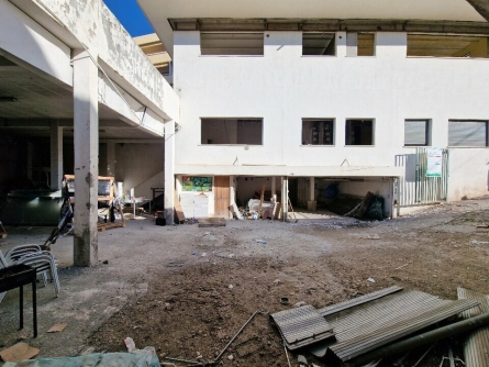 Photo 2 – location Entrepôts / activités	VENCE (06140)