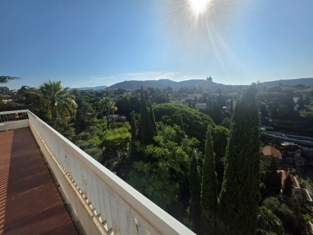 Photo 1 – vente Immeubles	NICE (06100)
