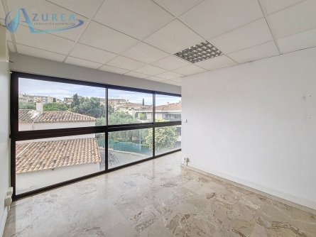 Photo 1 – location bureaux	LE CANNET (06110)