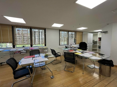 Photo 2 – location bureaux	SAINT RAPHAEL (83700)