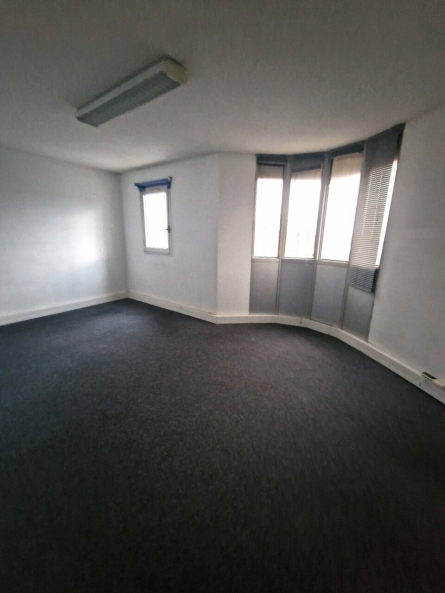 Photo 4 – location bureaux	NICE (06200)