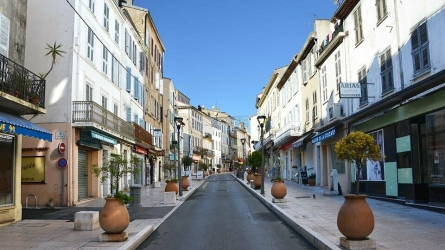 Photo 1 – vente Locaux commerciaux	VALLAURIS (06220)