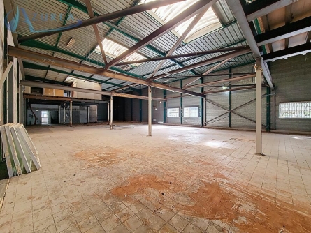 Photo 3 – location Entrepôts / activités	CARROS (06510)