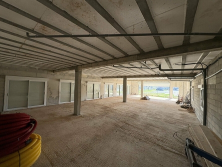 Photo 3 – location Entrepôts / activités	VIDAUBAN (83550)