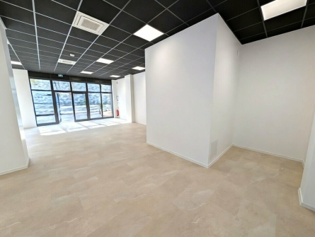 Photo 1 – location Locaux commerciaux	VALBONNE (06560)