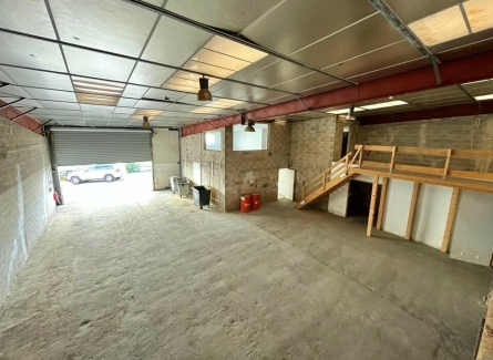 Photo 1 – location Entrepôts / activités	MANDELIEU LA NAPOULE (06210)