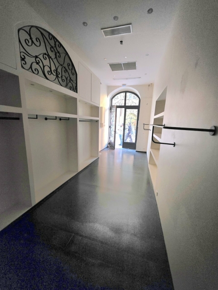 Photo 2 – location Locaux commerciaux	NICE (06300)