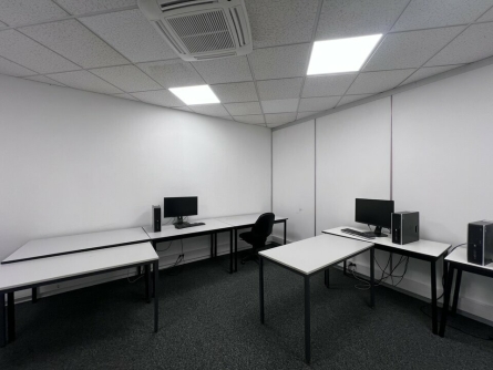 Photo 6 – location bureaux	CANNES LA BOCCA (06150)