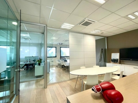 Photo 2 – location bureaux	CAGNES SUR MER (06800)
