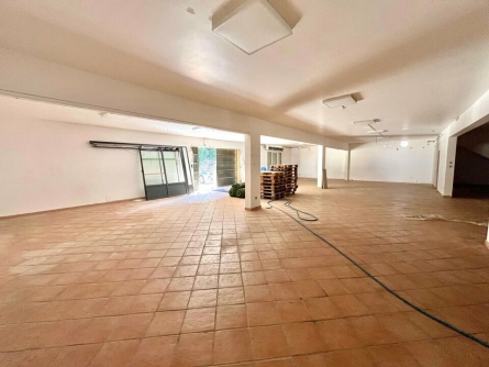 Photo 3 – location Entrepôts / activités	DRAGUIGNAN (83300)