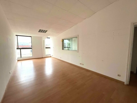 Photo 5 – location bureaux	LE CANNET (06110)