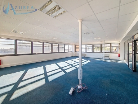 Photo 1 – location bureaux	VILLENEUVE LOUBET (06270)