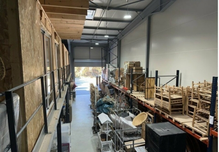 Photo 3 – location Entrepôts / activités	VENCE (06140)
