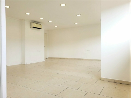 Photo 4 – location Locaux commerciaux	LA COLLE SUR LOUP (06480)