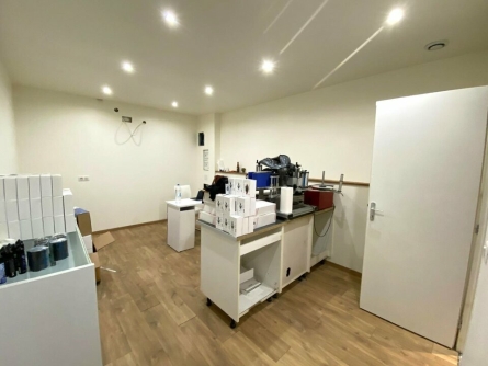 Photo 6 – location Entrepôts / activités	NICE (06200)