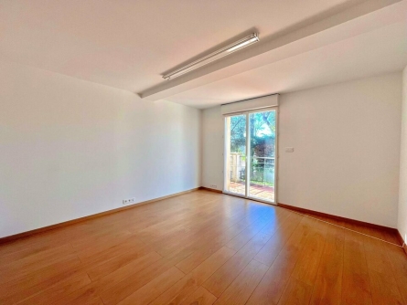 Photo 2 – location bureaux	GRASSE (06130)