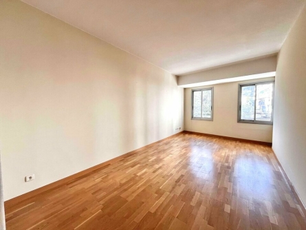 Photo 4 – location bureaux	SAINT LAURENT DU VAR (06700)
