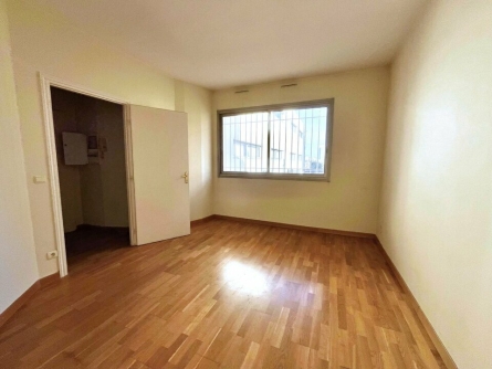 Photo 5 – location bureaux	SAINT LAURENT DU VAR (06700)