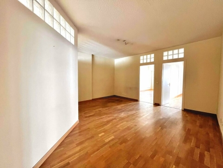 Photo 2 – location bureaux	SAINT LAURENT DU VAR (06700)
