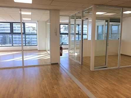Photo 1 – location bureaux	VILLENEUVE LOUBET (06270)