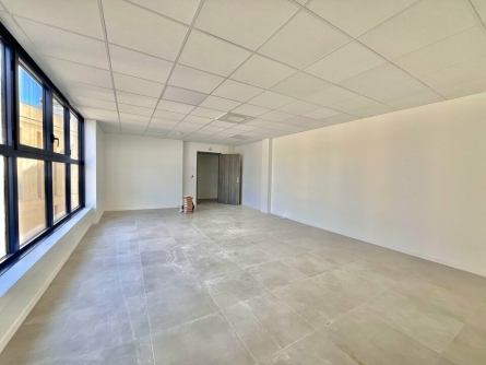Photo 3 – location bureaux	VILLENEUVE LOUBET (06270)