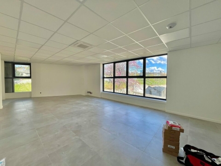 Photo 1 – location bureaux	VILLENEUVE LOUBET (06270)