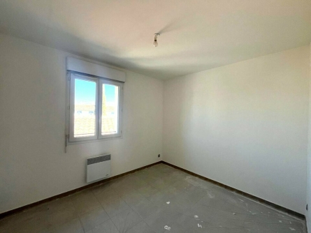 Photo 4 – location bureaux	LE MUY (83490)