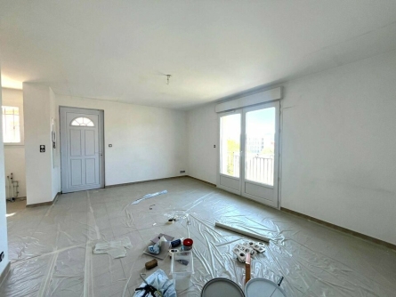 Photo 1 – location bureaux	LE MUY (83490)