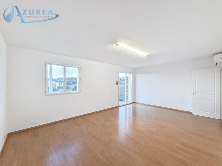 Photo 2 – location bureaux	GRASSE (06130)