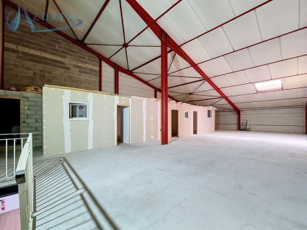 Photo 5 – location Locaux commerciaux	ROQUEBRUNE SUR ARGENS (83520)