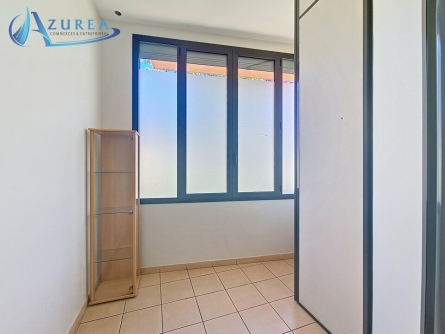 Photo 8 – vente Locaux commerciaux	SAINT LAURENT DU VAR (06700)