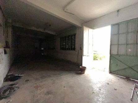 Photo 2 – location Entrepôts / activités	NICE (06200)