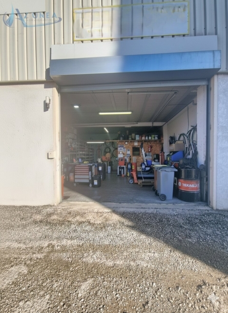 Photo 4 – vente Entrepôts / activités	LE MUY (83490)