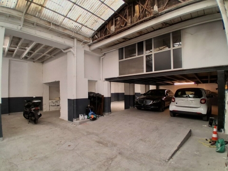 Photo 3 – location Entrepôts / activités	NICE (06000)