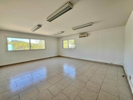 Photo 2 – location bureaux	MOUANS SARTOUX (06370)