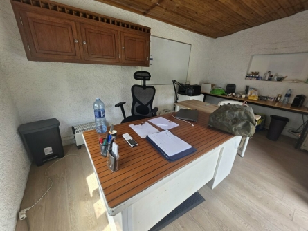 Photo 4 – location Entrepôts / activités	NICE (06200)