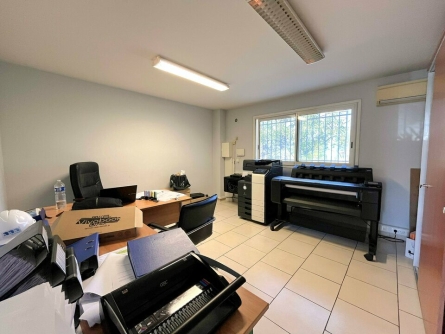 Photo 5 – location bureaux	MOUANS SARTOUX (06370)