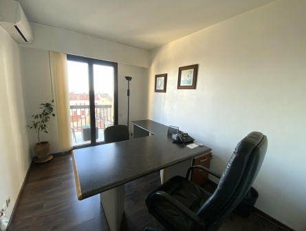 Photo 2 – location bureaux	CANNES (06400)