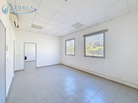Photo 5 – location Entrepôts / activités	CARROS (06510)