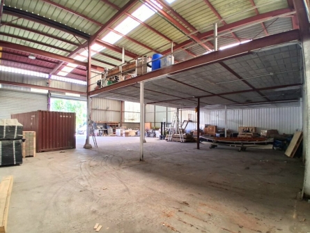 Photo 3 – location Entrepôts / activités	BIOT (06410)