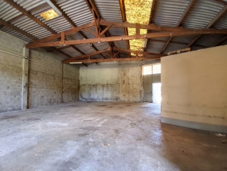 Photo 10 – location Entrepôts / activités	PEILLON (06440)