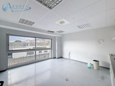 Photo 10 – location bureaux	SAINT LAURENT DU VAR (06700)