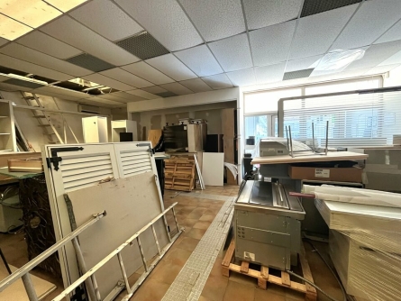 Photo 2 – vente Entrepôts / activités	NICE (06000)