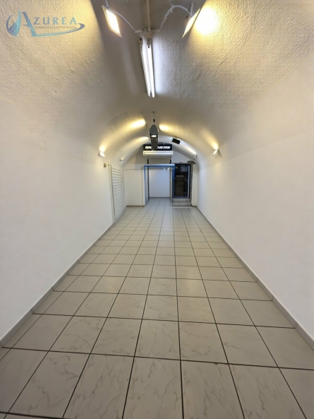 Photo 2 – location Locaux commerciaux	NICE (06300)