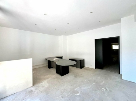 Photo 3 – location Locaux commerciaux	DRAGUIGNAN (83300)