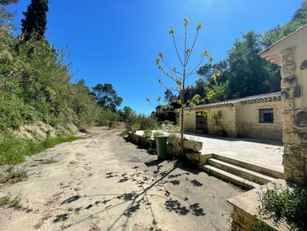 Photo 9 – location Entrepôts / activités	SAINT PAUL DE VENCE (06570)